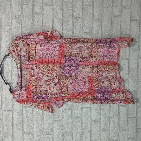 🍉 Cato Paisley Abstract Print Keyhole Curved Hem Blouse Size XL - Picture 1 of 4